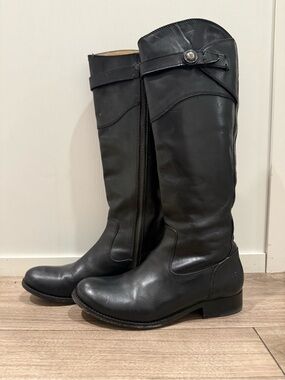 FRYE AND CO. Black Leather Knee-High Riding Boots